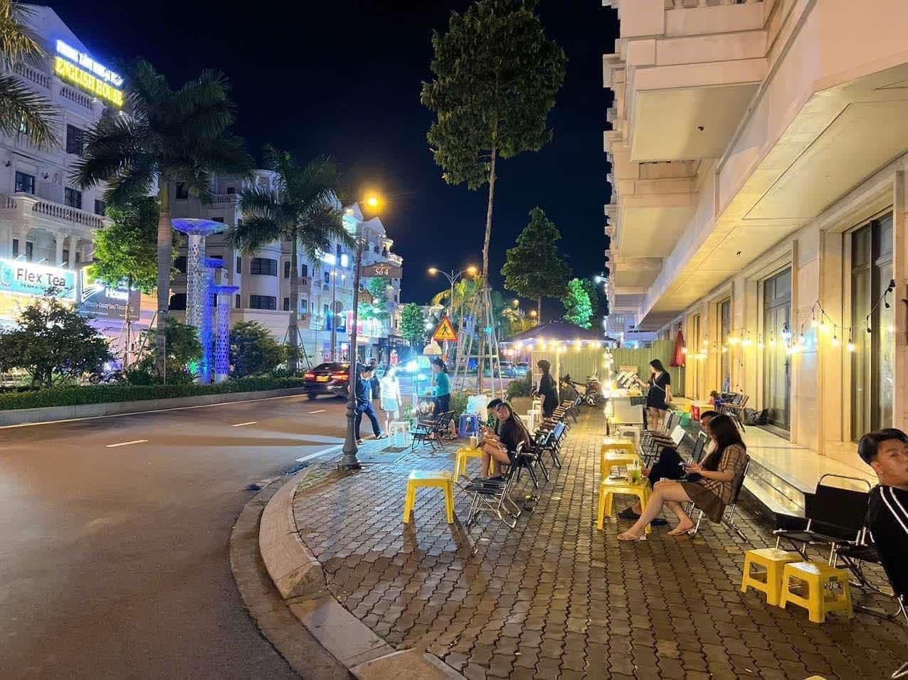 Chỗ giao nhận hàng, vỉa hè, căn góc tại Quận Gò Vấp 2