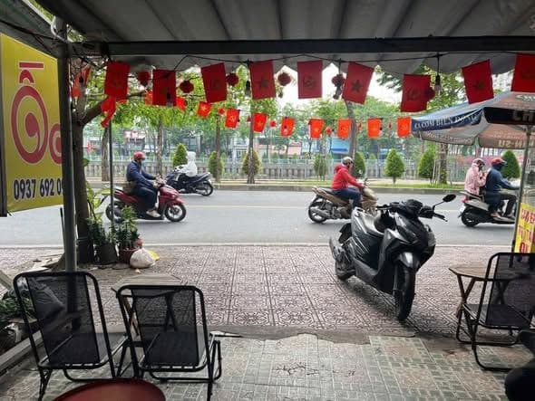 Toàn bộ cửa hàng, mặt tiền tại Quận Bình Thạnh 2